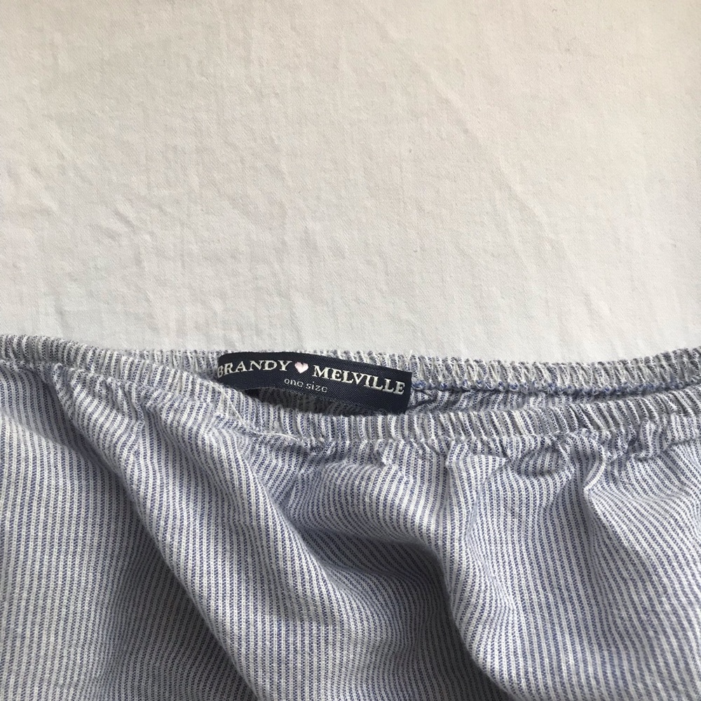 Brandy Melville off the shoulder striped top - Picture 2 of 2